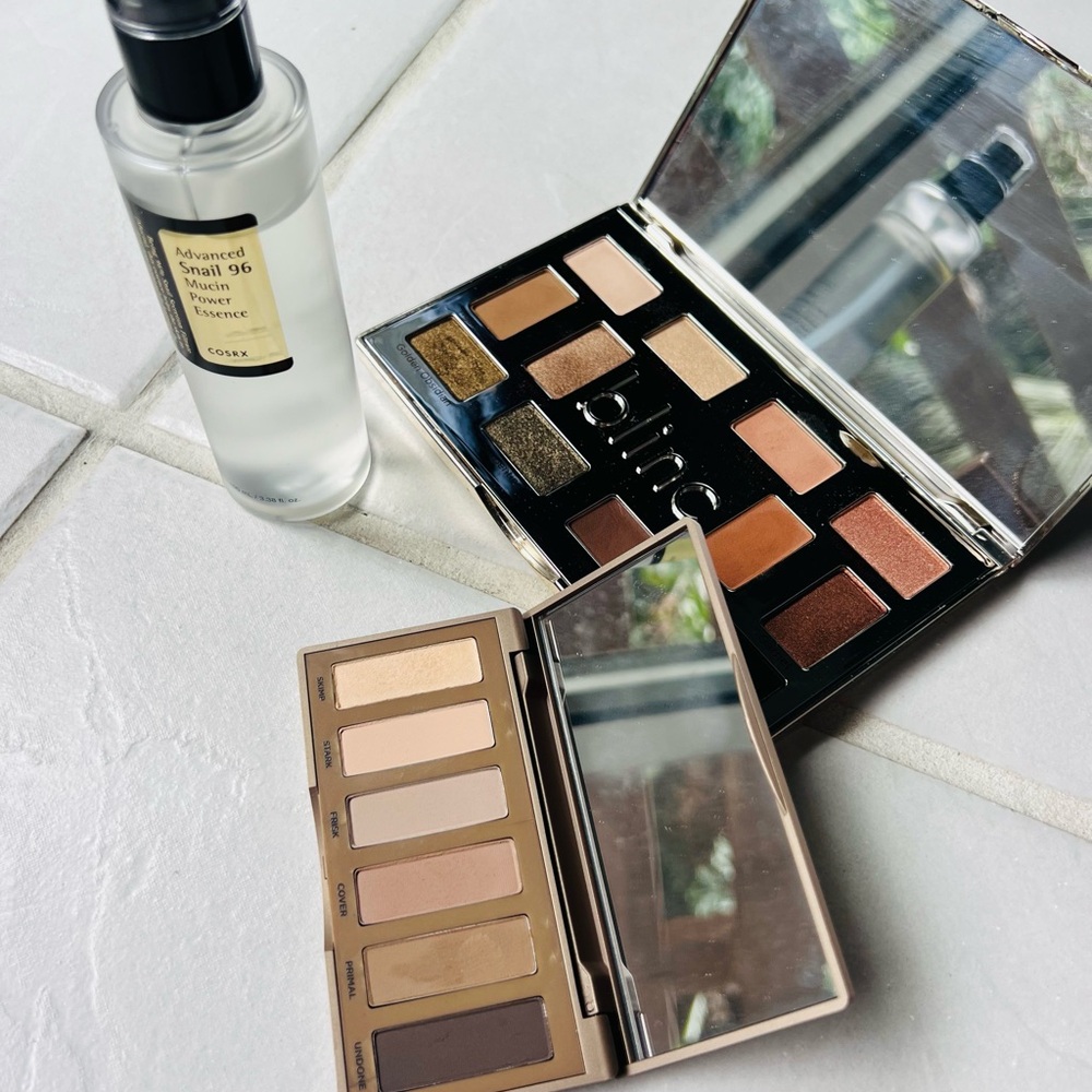 Urban Decay Naked2 Basics Eyeshadow Palette - Versatile Neutrals
